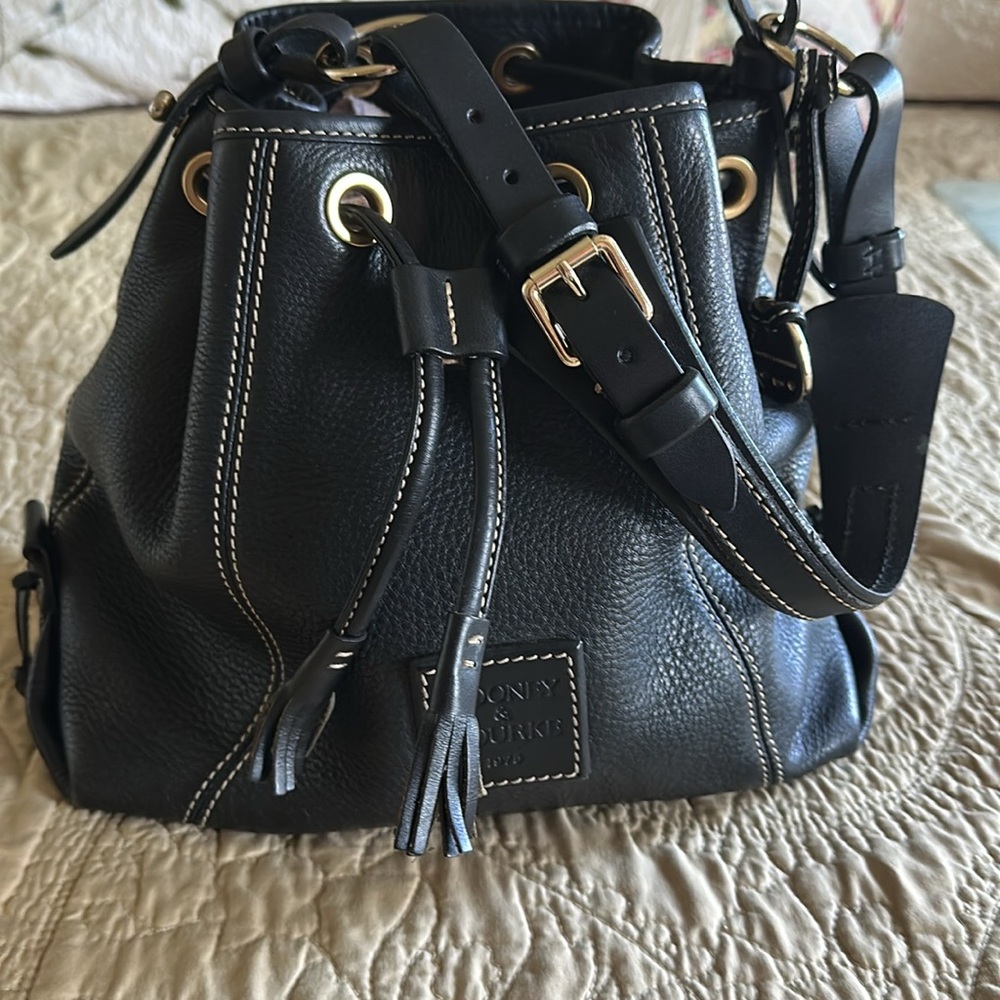 Dooney & Burke Black Leather Women’s Bag